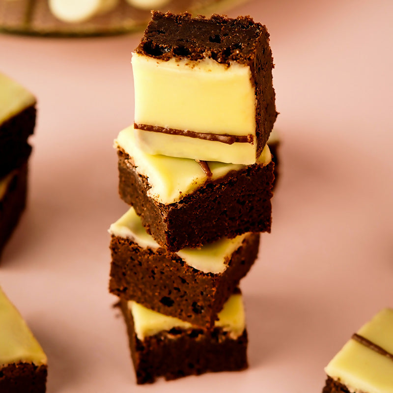 White Choco Orange & Cardamom Brownie Box 800x800